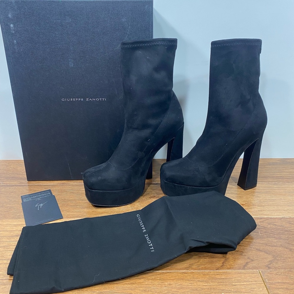NWT $1095 Giuseppe Zanotti Black pull on stretch Platform Boots sz 40 / 10